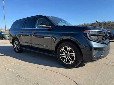 2025 Ford Expedition Max, $61900. Photo 8