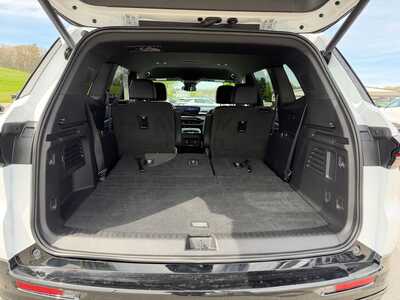 2025 Buick Enclave, $43080. Photo 11