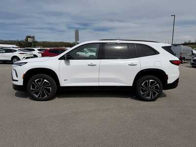 2025 Buick Enclave, $43080. Photo 8