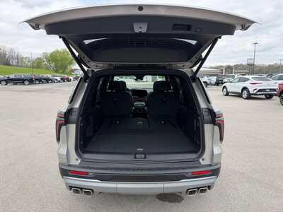 2026 Chevrolet Traverse, $56055. Photo 11