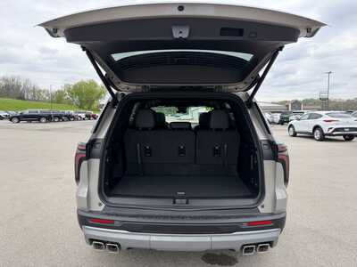2026 Chevrolet Traverse, $56055. Photo 9