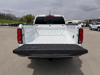2026 Chevrolet Colorado Crew Cab, $47865. Photo 10