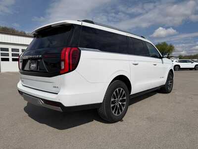 2025 Ford Expedition Max, $68500. Photo 5