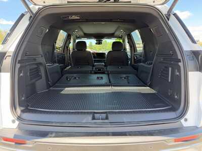 2026 Chevrolet Traverse, $49240. Photo 11