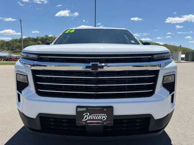 2026 Chevrolet Traverse, $49240. Photo 2