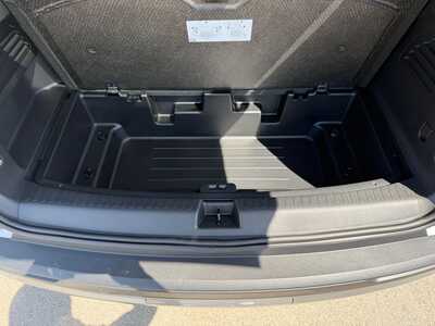 2026 Chevrolet Traverse, $54410. Photo 12