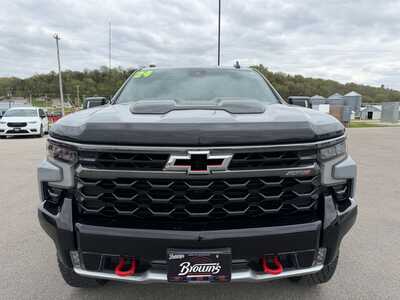 2024 Chevrolet 1500 Crew Cab, $58080. Photo 2