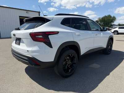 2026 Chevrolet Trax, $25285. Photo 5