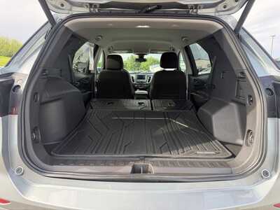 2024 Chevrolet Equinox, $27900. Photo 11