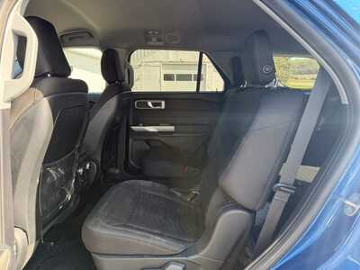 2020 Ford Explorer, $20080. Photo 6