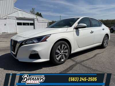 2020 Nissan Altima, $13080. Photo 1