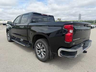 2021 Chevrolet 1500 Crew Cab, $36080. Photo 7