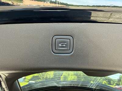 2022 Chevrolet Blazer, $24900. Photo 12