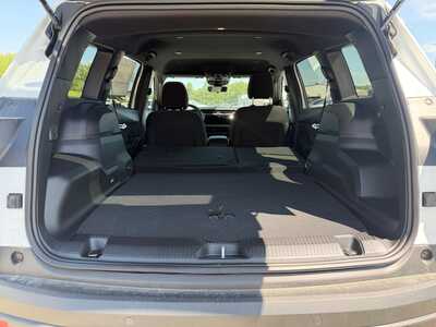 2026 Jeep Cherokee, $37456. Photo 11