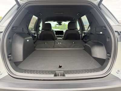 2026 Chevrolet Equinox, $35790. Photo 11