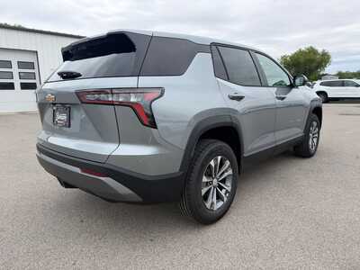 2026 Chevrolet Equinox, $35790. Photo 5