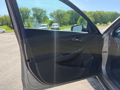 2025 Chevrolet Malibu, $21900. Photo 11