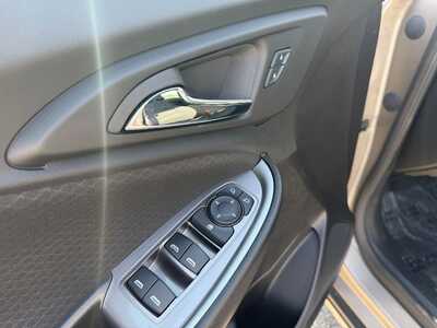 2025 Chevrolet Malibu, $21900. Photo 12