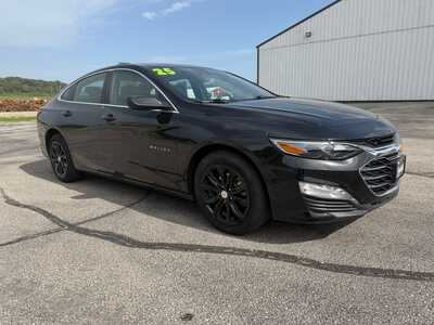 2025 Chevrolet Malibu, $21900. Photo 3
