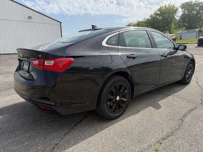 2025 Chevrolet Malibu, $21900. Photo 5