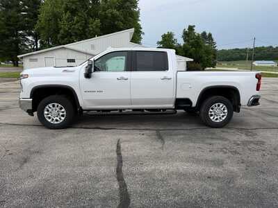 2024 Chevrolet 2500 Crew Cab, $61900. Photo 8