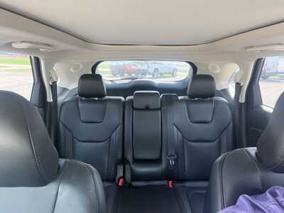 2019 Ford Edge, $20080. Photo 7