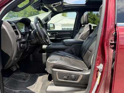 2019 RAM 1500 Crew Cab, $20900. Photo 5