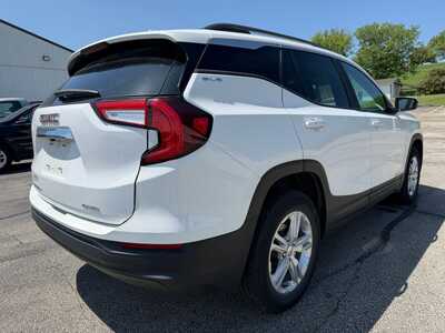 2023 GMC Terrain, $24900. Photo 3