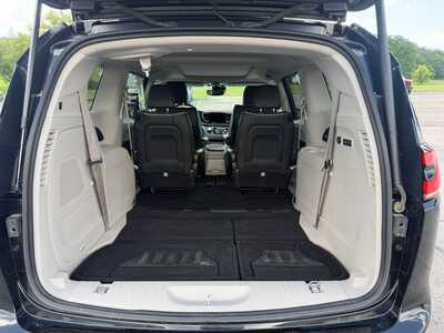 2022 Chrysler Pacifica, $30080. Photo 11