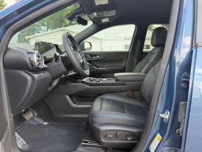 2026 Chevrolet Equinox, $31900. Photo 5