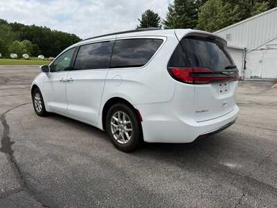 2022 Chrysler Pacifica, $26900. Photo 4