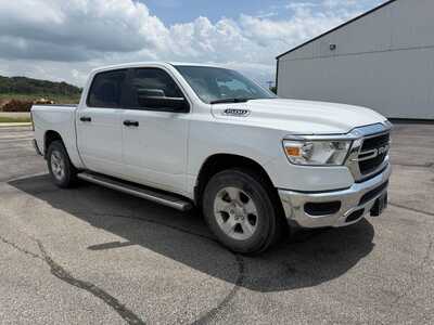 2024 RAM 1500 Crew Cab, $35900. Photo 2