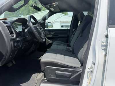 2024 RAM 1500 Crew Cab, $35900. Photo 5