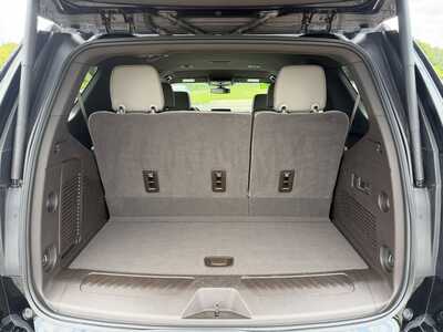 2022 Chevrolet Tahoe, $47900. Photo 9