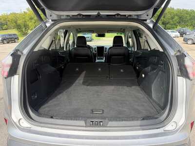 2022 Ford Edge, $23900. Photo 11