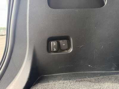 2022 Ford Edge, $23900. Photo 12