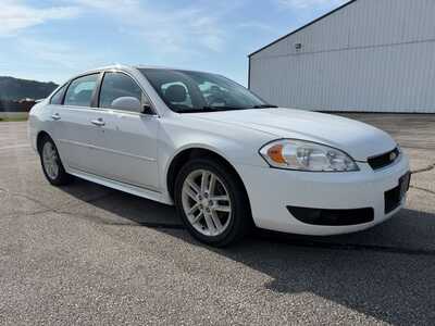 2014 Chevrolet Impala, $9900. Photo 2