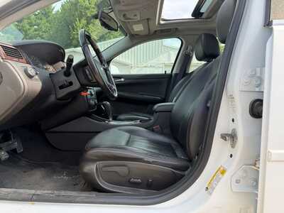 2014 Chevrolet Impala, $9900. Photo 5