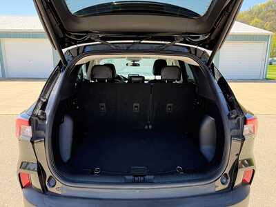 2022 Ford Escape, $0. Photo 9