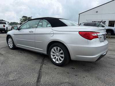 2011 Chrysler 200, $9900. Photo 7