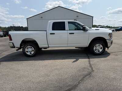 2026 RAM 2500 Crew Cab, $59505. Photo 4