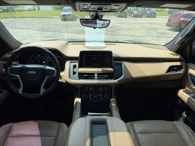 2021 Chevrolet Suburban, $44900. Photo 7