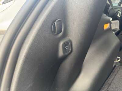 2022 Jeep Compass, $0. Photo 12