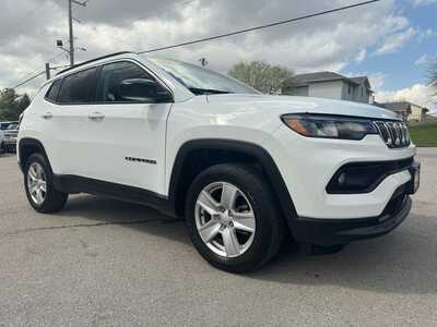 2022 Jeep Compass, $0. Photo 3