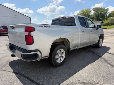 2020 Chevrolet 1500 Ext Cab, $21900. Photo 3