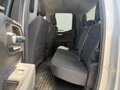 2020 Chevrolet 1500 Ext Cab, $21900. Photo 6
