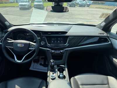 2024 Cadillac XT6, $43900. Photo 7