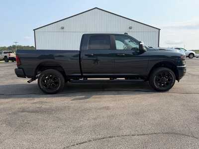 2025 RAM 2500 Crew Cab, $46500. Photo 4