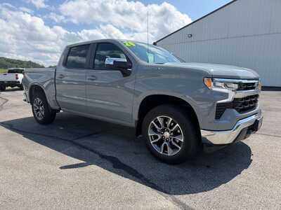 2024 Chevrolet 1500 Crew Cab, $39900. Photo 3