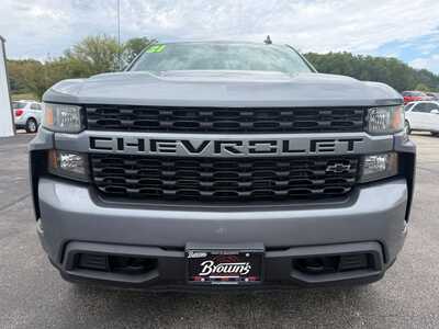 2021 Chevrolet 1500 Crew Cab, $29900. Photo 2
